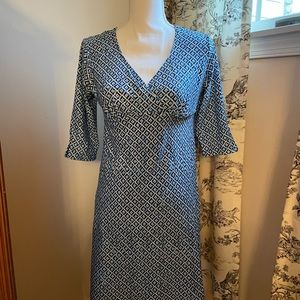 Southwind blue/white print dress in size small.  Built in bra support.  Cute!